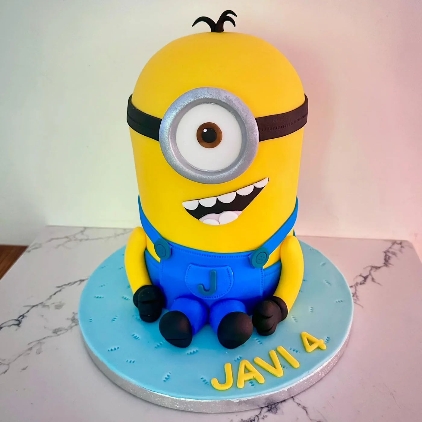 Custom cake design by Sarah Bakes Cakes - Gallery image 4